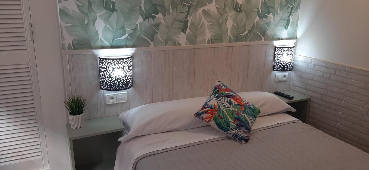Hostal Verdemar ヒホン エクステリア 写真