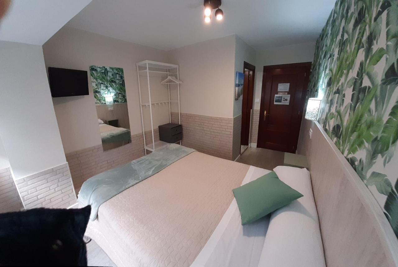 Hostal Verdemar ヒホン エクステリア 写真