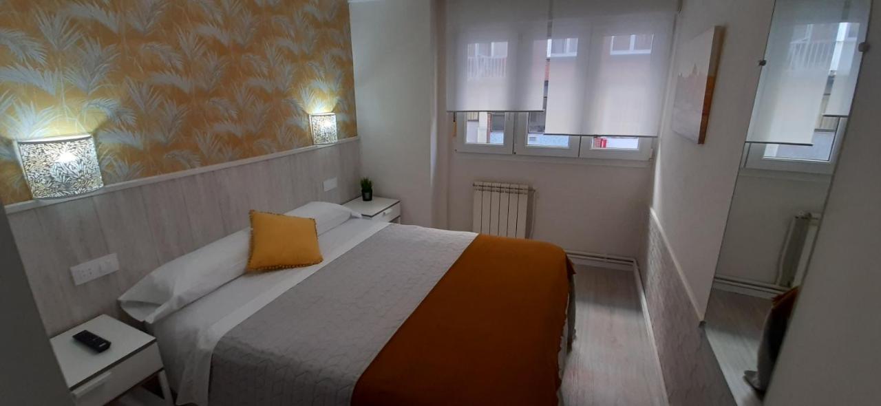 Hostal Verdemar ヒホン エクステリア 写真