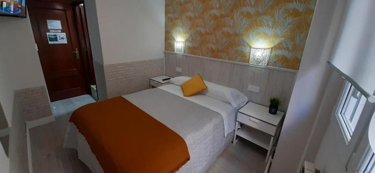 Hostal Verdemar ヒホン エクステリア 写真