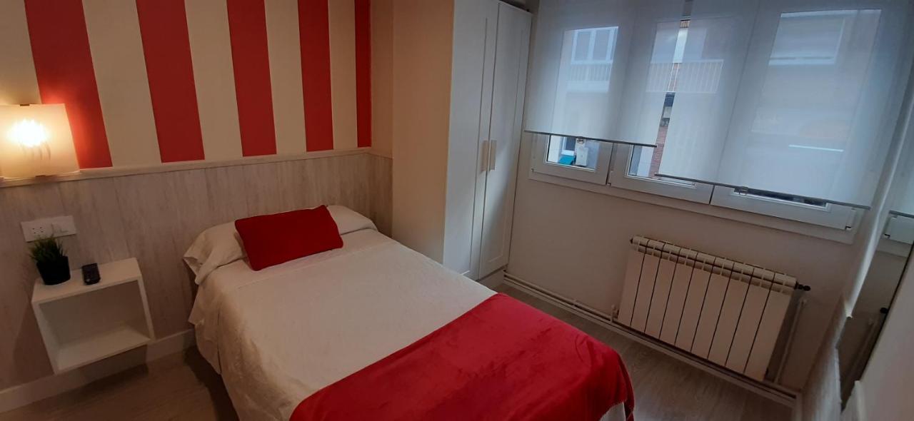 Hostal Verdemar ヒホン エクステリア 写真