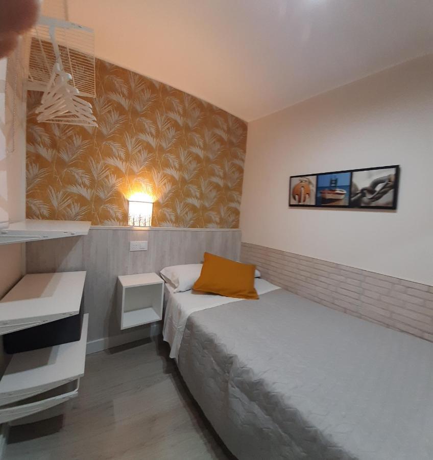 Hostal Verdemar ヒホン エクステリア 写真