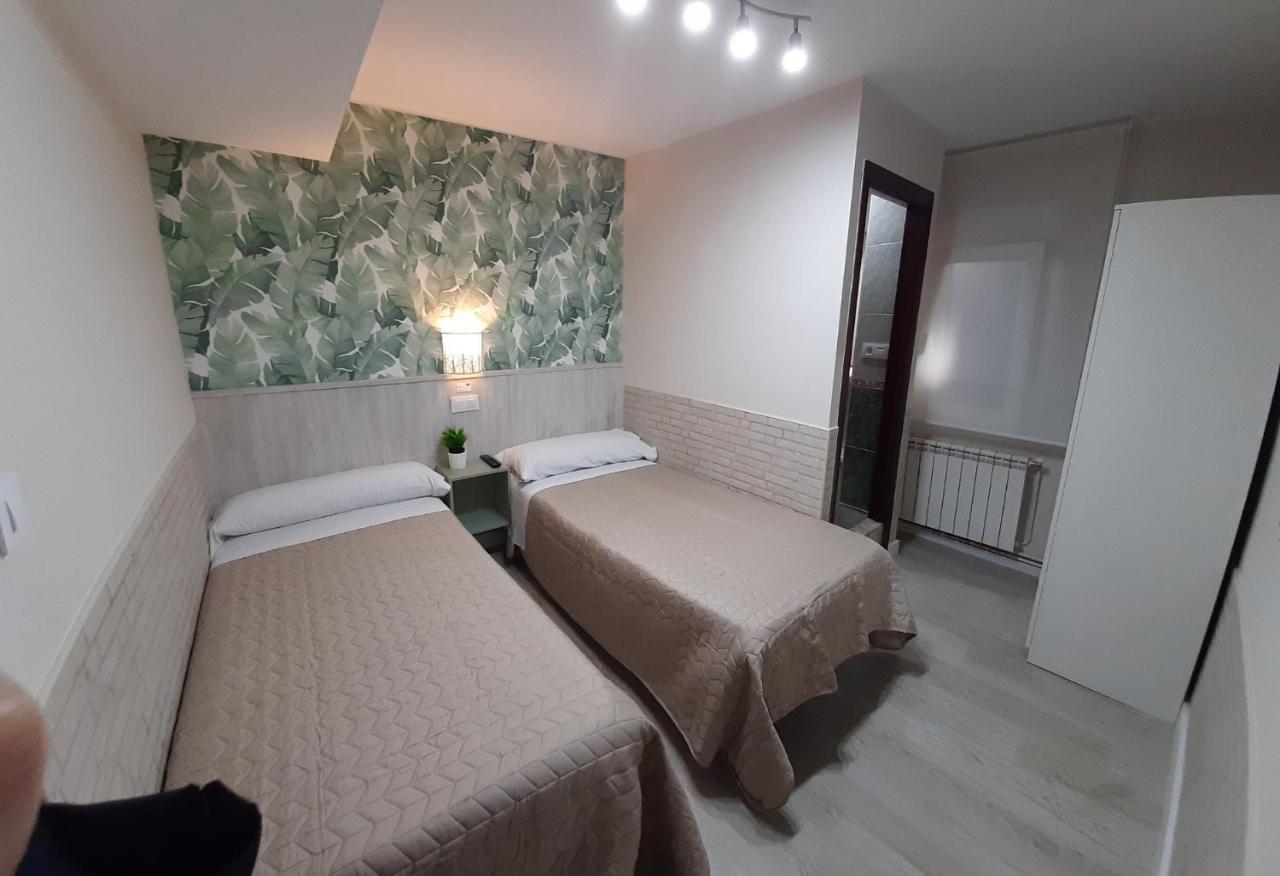 Hostal Verdemar ヒホン エクステリア 写真