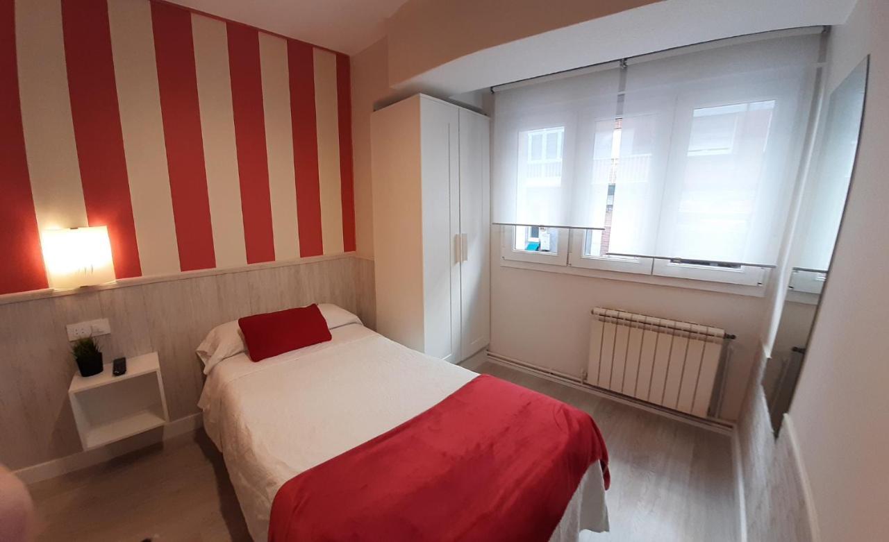 Hostal Verdemar ヒホン エクステリア 写真